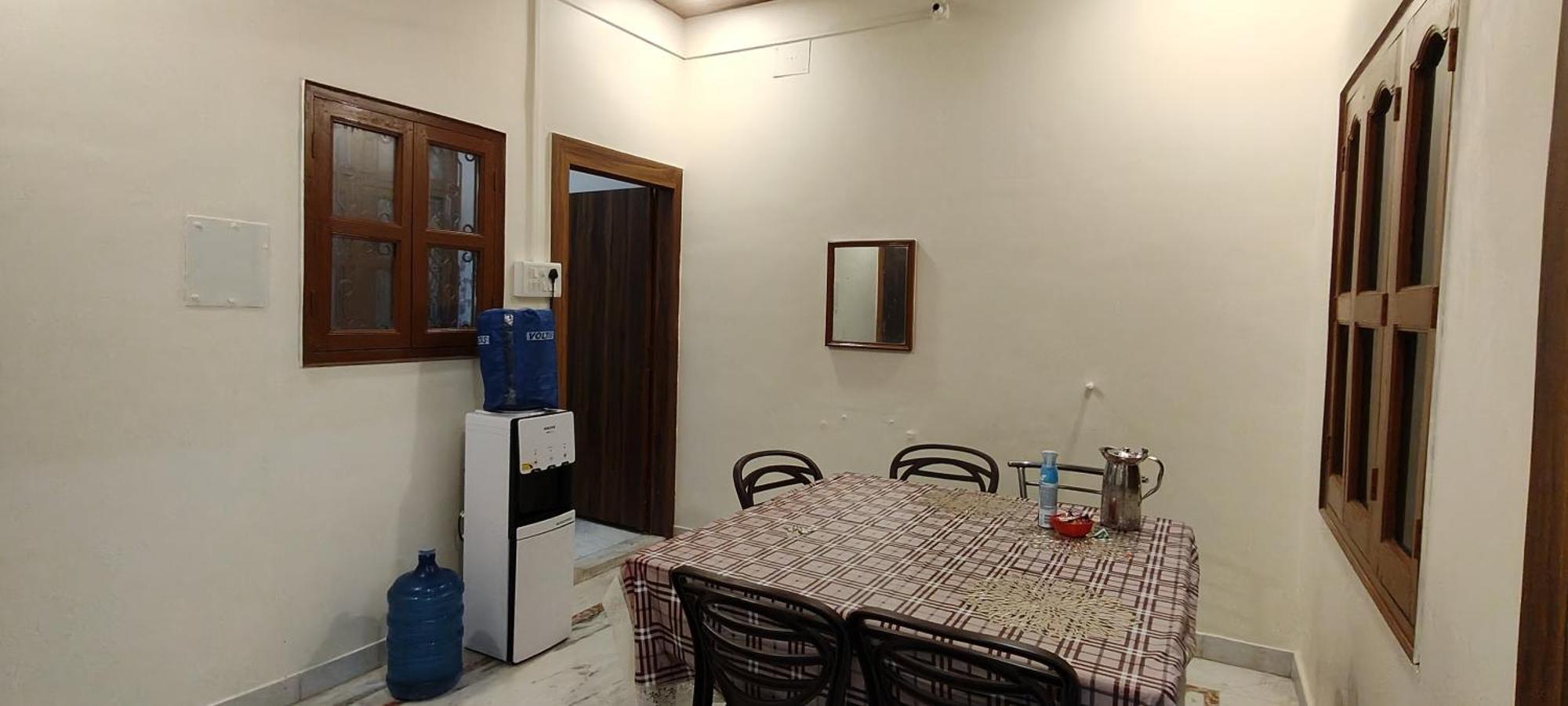 Kashivas - Spacious 2bhk Near Assi Ghat Apartment Varanasi