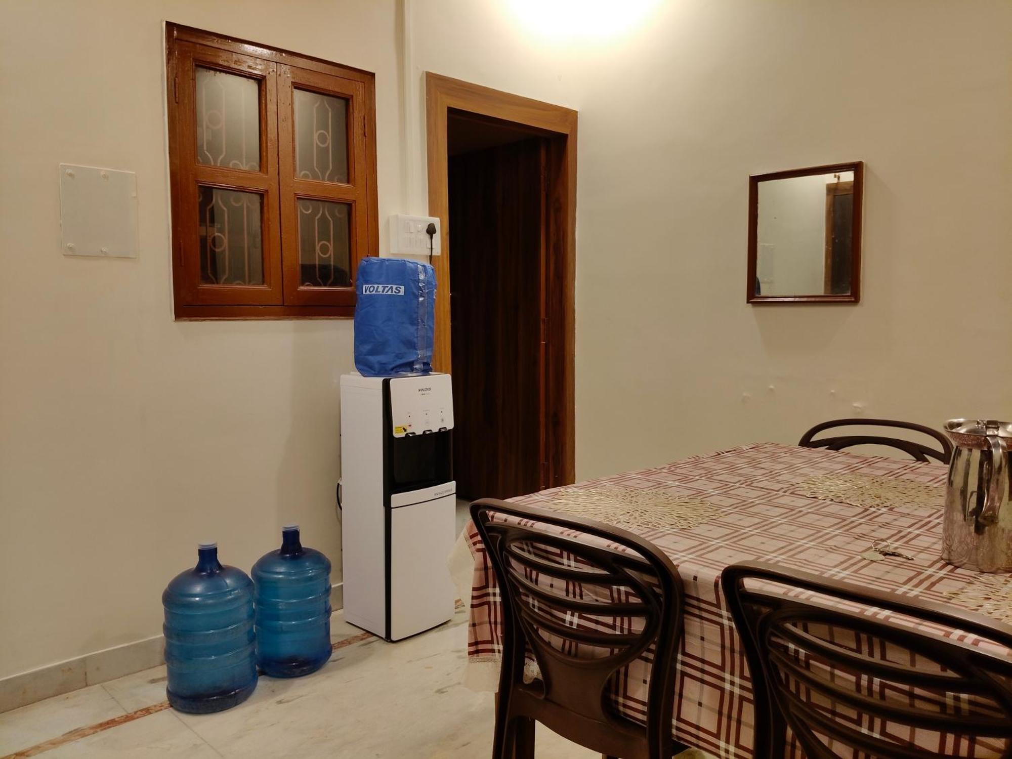 Kashivas - Spacious 2bhk Near Assi Ghat