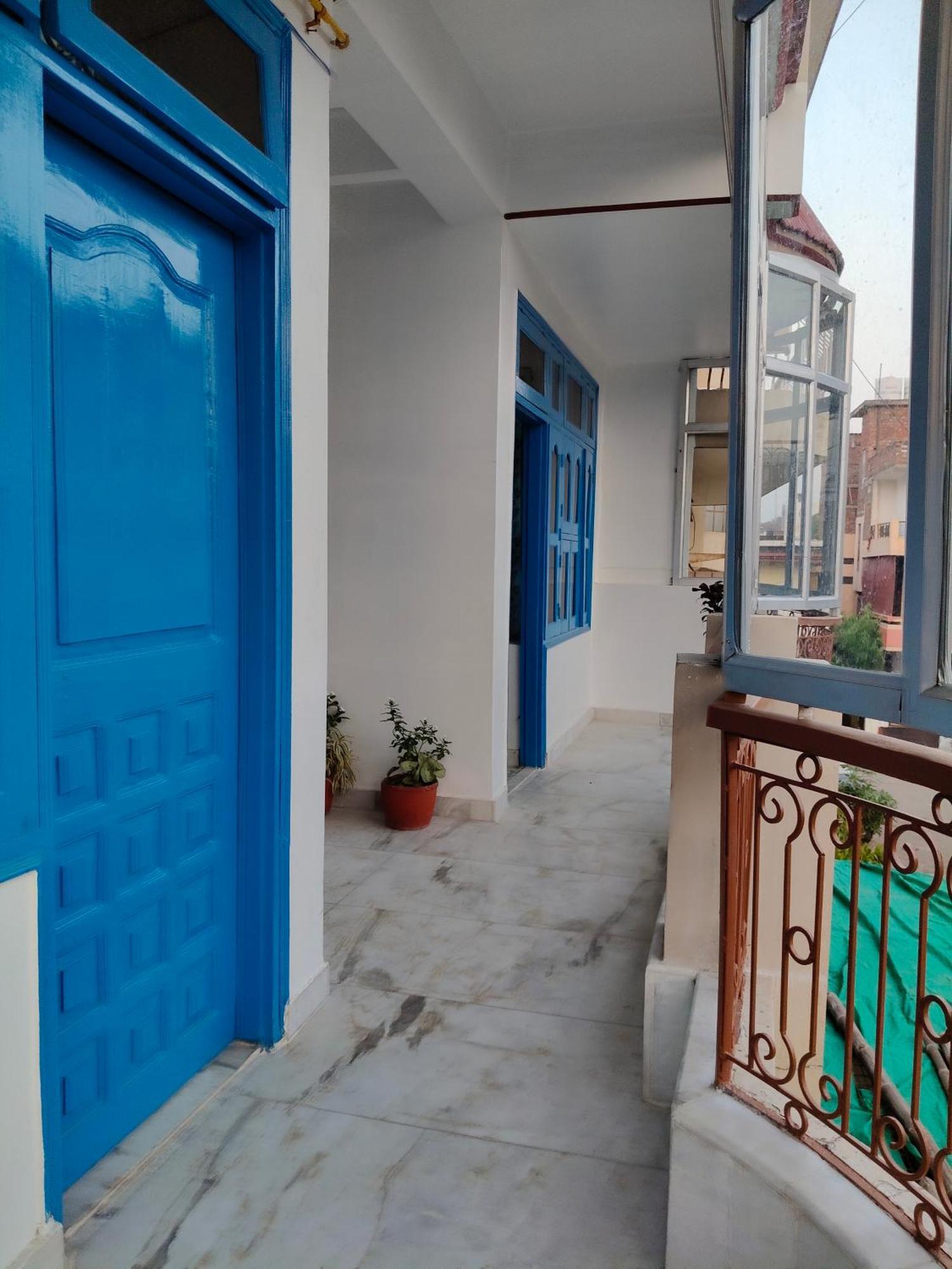 Kashivas - Spacious 2bhk Near Assi Ghat Varanasi
