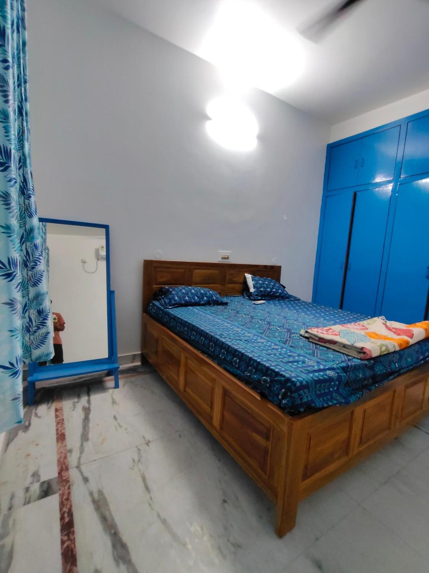 Kashivas - Spacious 2bhk Near Assi Ghat Apartment Varanasi