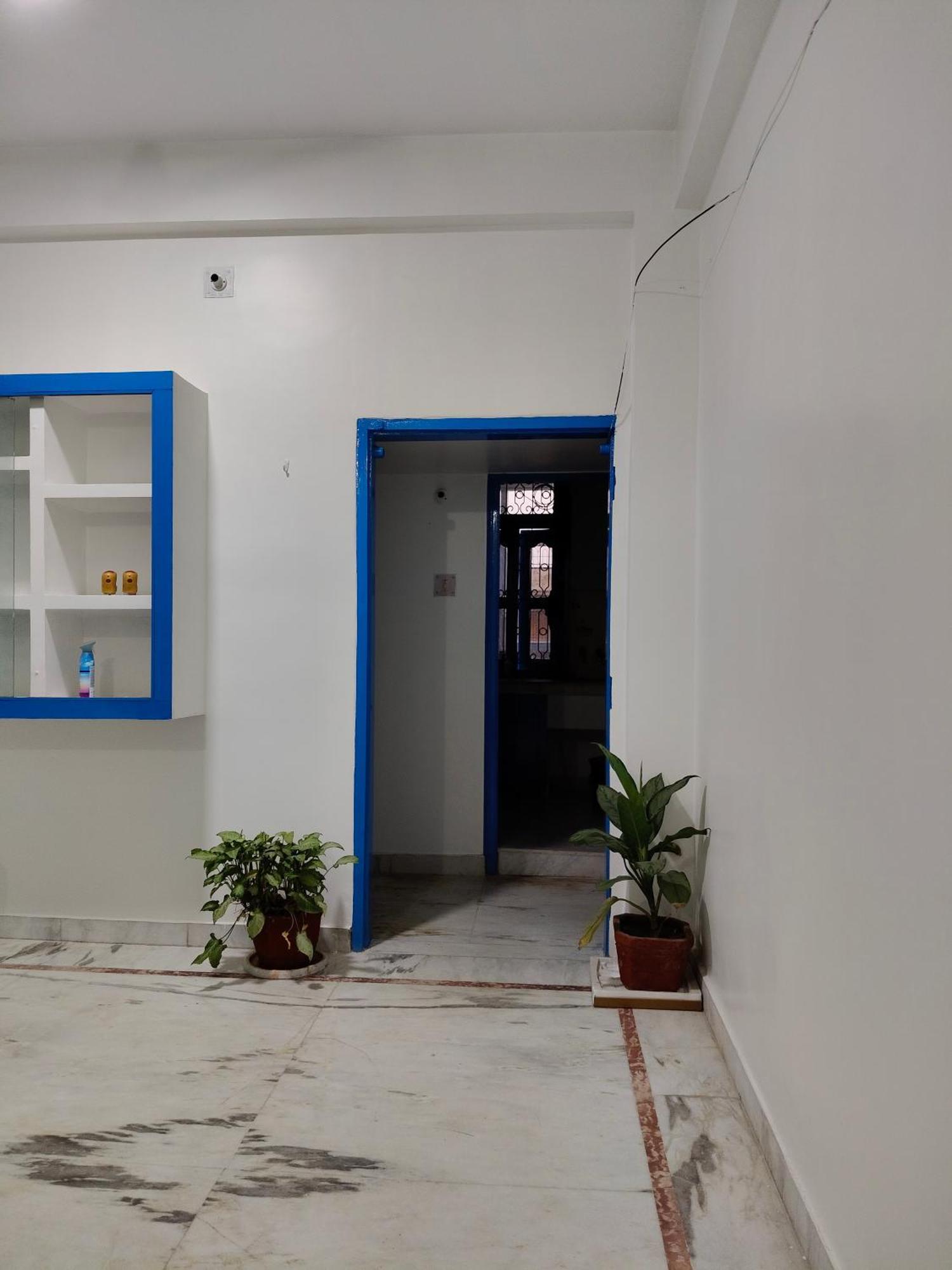 Kashivas - Spacious 2bhk Near Assi Ghat Apartment *